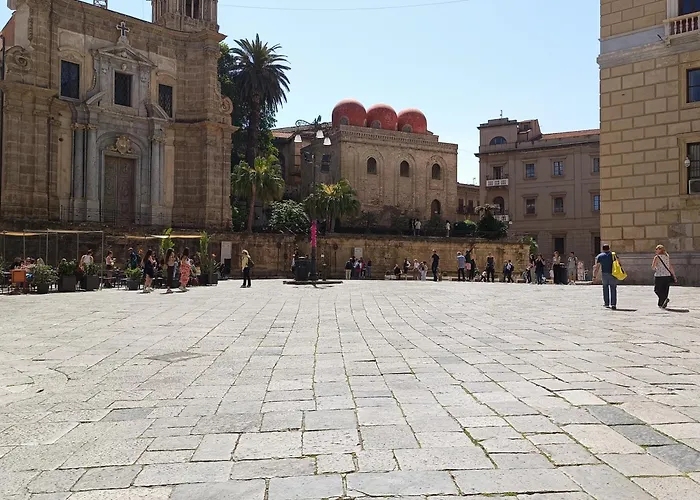 Апартаменты Centro Storico Casa Bellini ***** Палермо